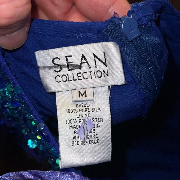 Stunning blue and green halter mermaid gown in sequin and beads - Picture 10 of 12